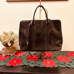 HOBO Internacional Elegant Black Leather Portafolio Bag